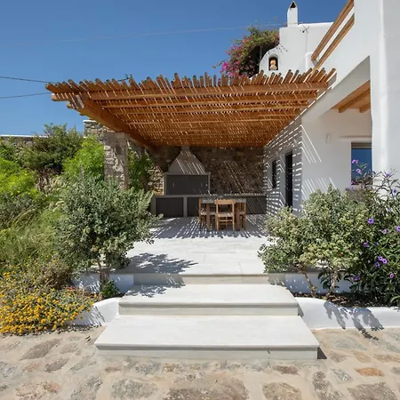 Acres Gem House Ано Мера