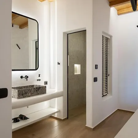Acres Gem House Ано Мера